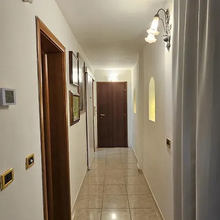 King And Apartment Bologna